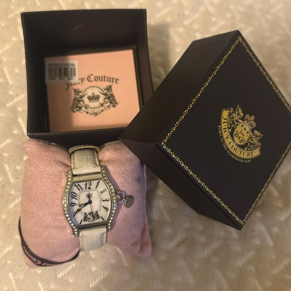 Juicy Couture Watch Unisex 32mm Dog Logo Dial White Leather Band